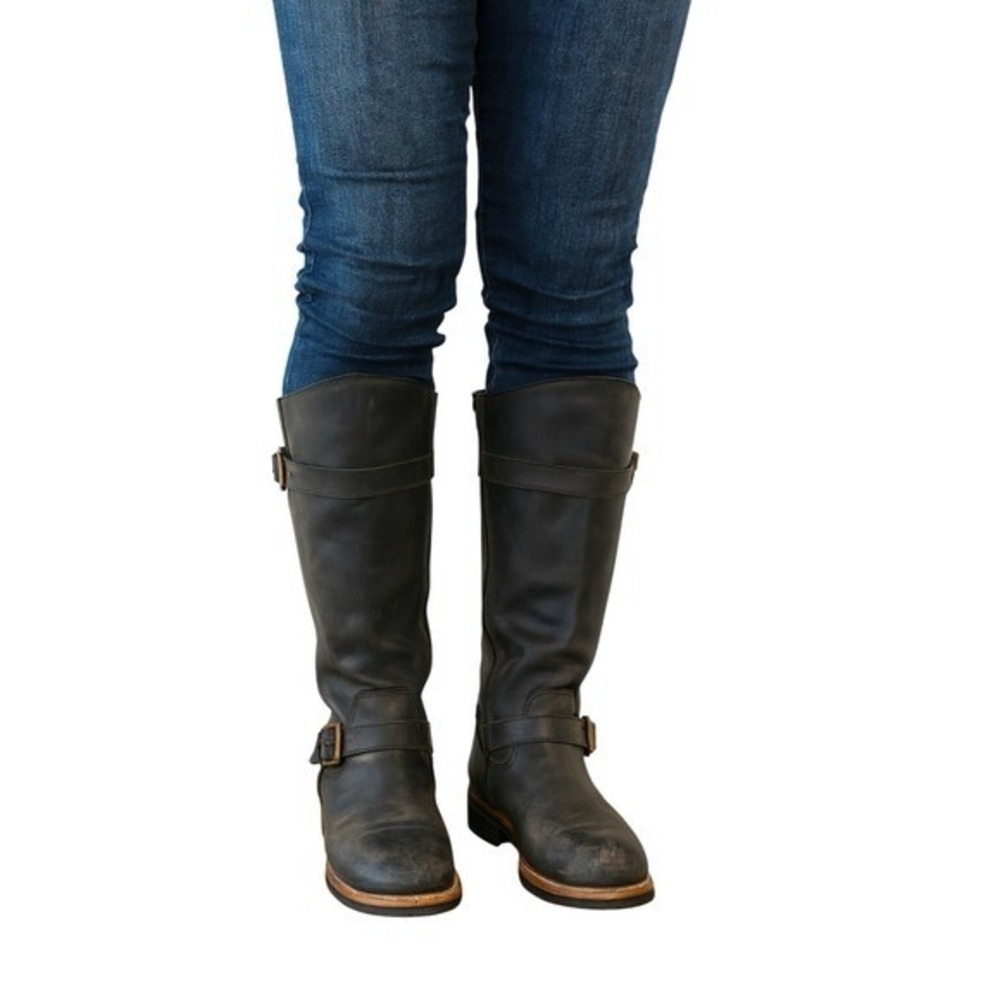 Patagonia Tin Shed‎ Rider Leather Moto Engineer Boots Gray Vibram Women's 6.5